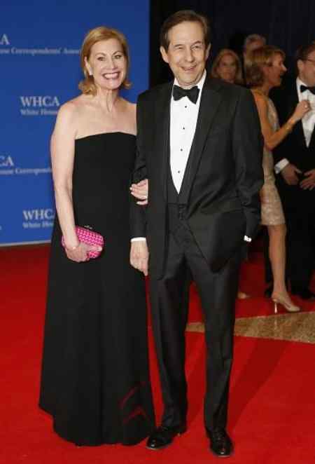 Chris Wallace is married to his spouse for decades